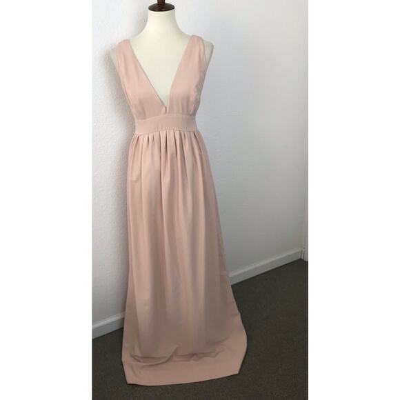 Jill by Jill Stuart Plunge Neck Gown Lined FLAW - Picture 1 of 13